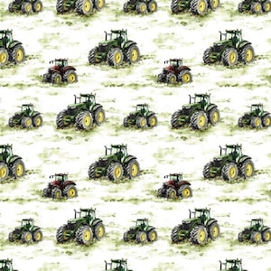 Può includere: Un motivo ripetuto di trattori verdi e rossi con ruote gialle su sfondo bianco con effetto acquerello. I trattori sono di varie dimensioni e sono disposti in un motivo a griglia. Il tema generale è l'agricoltura e l'agricoltura.