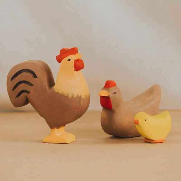 Wooden Chicken Family Toy Set – Farm Animal Figures for Pretend Play, Montessori Learning, Waldorf Inspired
