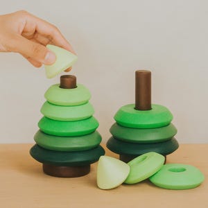 Christmas Tree Stacking Tower, Wooden Pyramid Stacking Toy, Wooden Stacking Rings, Gift For Kids, Educational Toys, Christmas Tree Decor