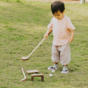 木製ゴルフセット、子供用おもちゃのミニゴルフセット、子供用ゴルフゲーム、子供用屋外ゲーム、子供用ゴルフスポーツ、子供用ギフト、子供用安全ゲーム、誕生日プレゼント