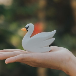 Wooden Swan Toy, Handcrafted  Wooden Swan Figurine, Waldorf Wooden Toy, Wooden Handmade Birds, Baby Shower, Handmade Eco-Friendly Toy Gifts