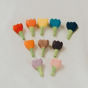 Wooden Flowers, Waldorf Toys, Hand-painted Flower, Adorable Gift, Decorative Flowers, Wood Toy flower, Wooden flower garden, Gardening Toys