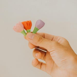 Wooden Flowers, Waldorf Toys, Hand-painted Flower, Adorable Gift, Decorative Flowers, Wood Toy flower, Wooden flower garden, Gardening Toys