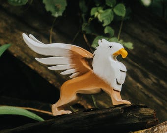 Wooden Griffin Figurine, Handmade Gryphon, Mythical Creatures of the Sky, Fantasy Animal Decor, Handmade Gift for Fantasy Lovers