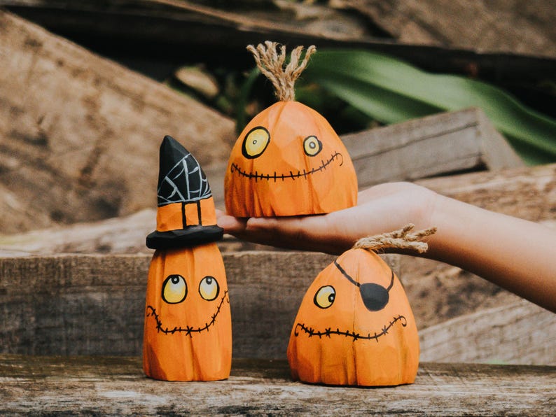 Wooden Pumpkin Toy Set, Handmade Halloween Decor, Waldorf Pumpkin, Wooden Halloween Figurines, Waldorf Halloween Toy, Table or Shelf Display