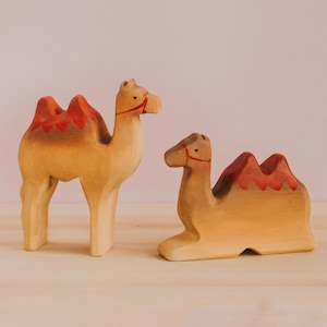 Figurine en bois de chameau, jouet en bois de chameau, animal d&#39;Afrique, jouets Waldorf, animal du désert, jouets de cirque, jouet éducatif, décoration cadeau de Noël