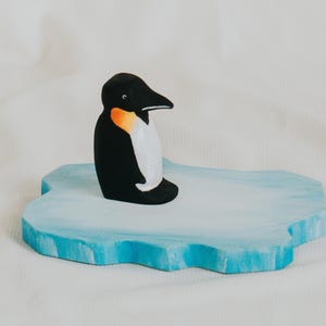 Wooden Penguin Toys, Wooden Toy Set Penguins with Ice Floes, Wooden animals, Handmade wooden toys, Waldorf Animals, Gift Ideas for Kids