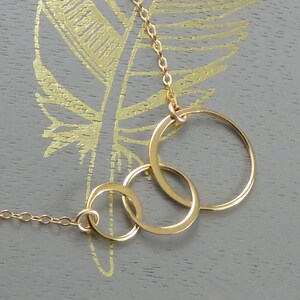 Three 3 link Gold Circle Necklace, Past Present Future, Generations Necklace image 2