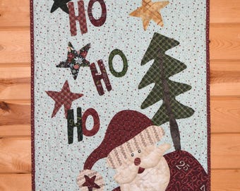 Santa Christmas Wall Hanging Quilt, Holiday Decor
