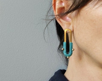 Long Brass Earrings . Turquoise Fiber Detail in MicroMacramé . Long Gold Stud Earrings . Artisan Jewelry . Design by .. raïz ..