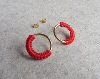 Red Circle Stud Earrings . Gold or Silver . Hoop Stud Earrings . Poppy Red . Modern Fiber Jewelry . Minimalist Geometric Macramé .. raïz ..