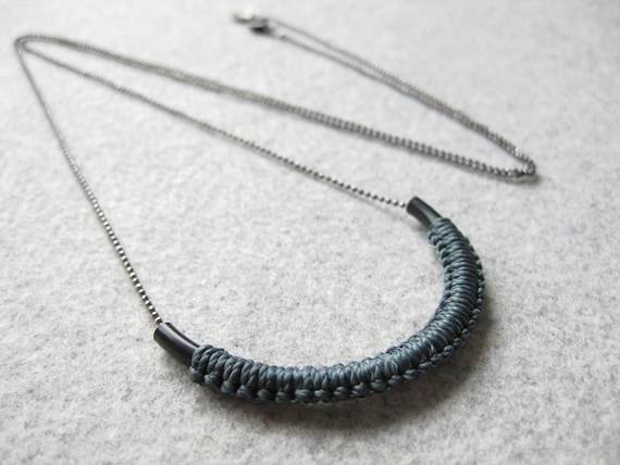 V A R O A . Tube Pendant on Long Chain with Macrame Fiber Detail . Modern Minimalist Textile Jewelry . © Design par .. raïz ..