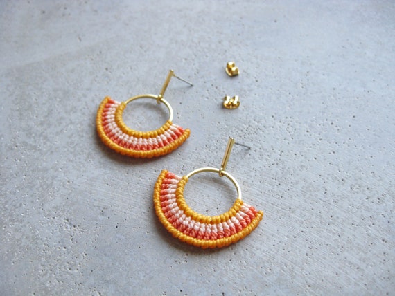 K O A . Modern Macrame Hoop Earrings .  © Design by .. raïz ..