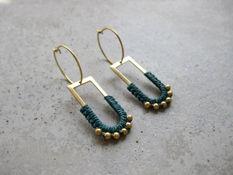 Dangle Brass Hoop Earrings w/ Green Fiber Detail . Charm Hoops . Gold Beaded Earrings . Modern Macrame . Textile Jewellery . Light Earrings emerald