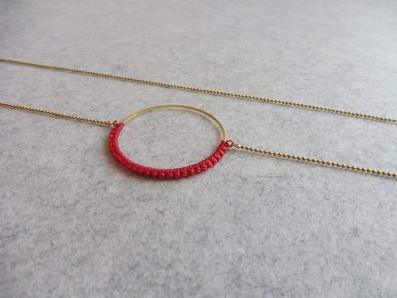 R i O . Circle Hoop Pendant Necklace . Poppy Red & Brass  . Modern Fiber Textile Jewelry © Design by .. raïz ..