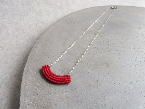 S u k a . Dainty Crescent Textile Necklace in Red . Modern Minimalist Macrame Jewelry . Design by .. raïz ..