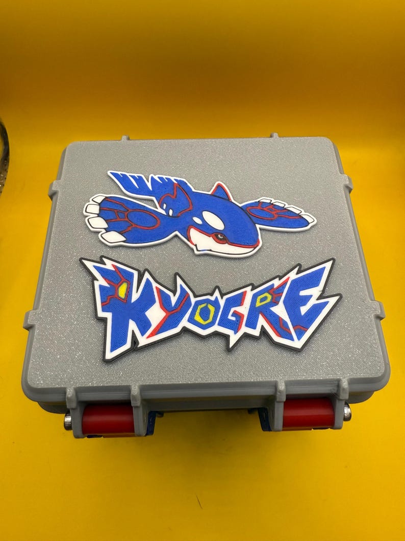Custom Pokémon Deck Box - The PokeVault Box - 130+ cards Kyogre