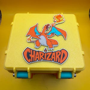 Custom Pokémon Deck Box - The PokeVault Box - 130+ cards Charizard