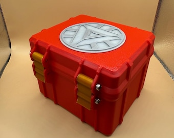Iron Man Themed Deck Box - MTG Kommandant EDH - Glow in the dark - 130 Karten mit Hülle