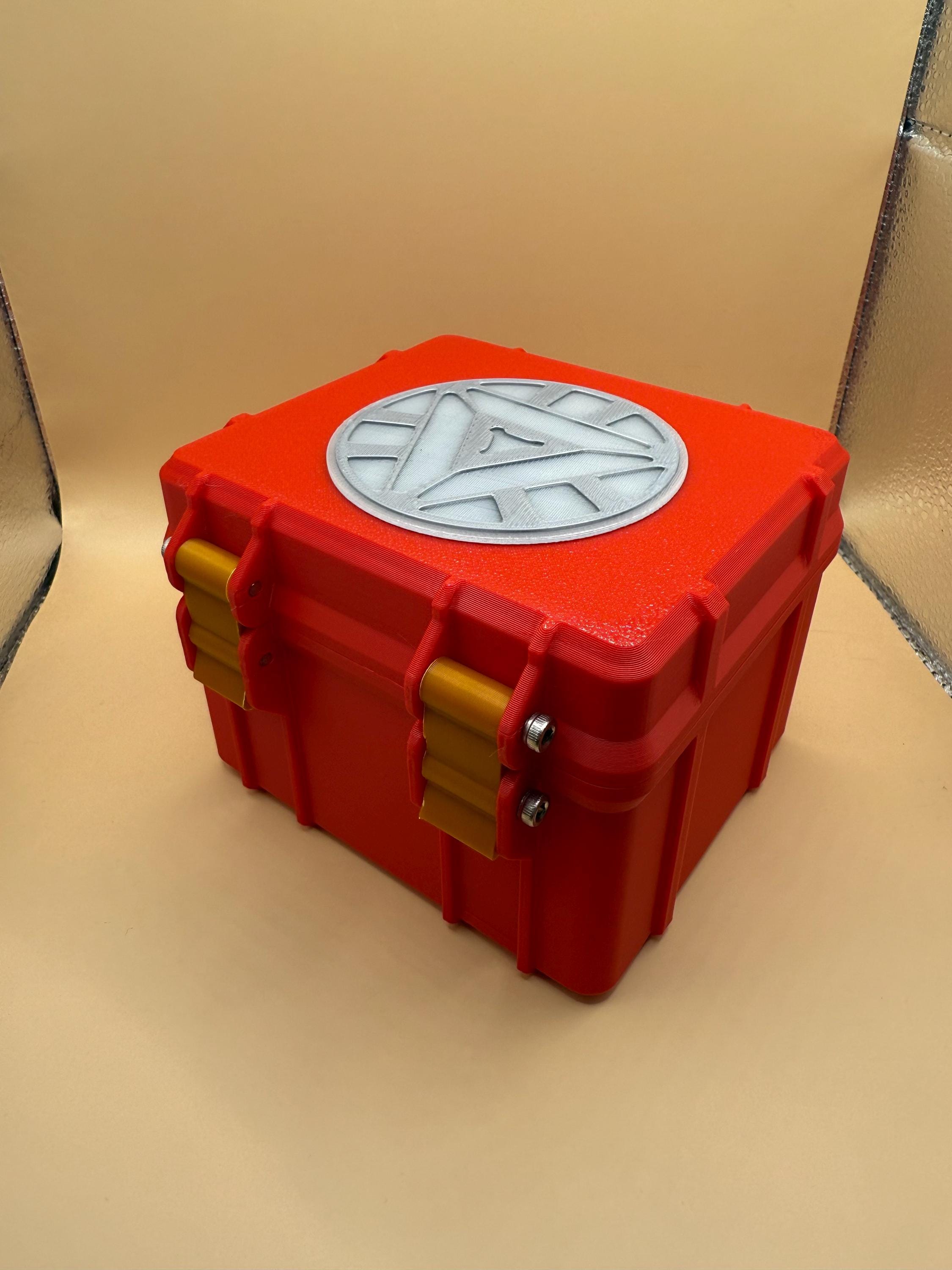MTG Marvel's Iron Man１箱 Iron Man MTG Deck Box, Marvel Inspired Commander Deck Box