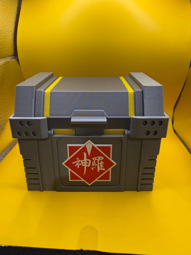 Final Fantasy 7R Shinra Treasure Chest Deck Box: Card & Dice Storage image 1