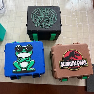 Caja de mazo personalizada con temática tribal/típica - MTG Commander EDH - Capacidad para 130 cartas (Envíame un mensaje)