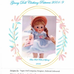 Könnte beinhalten: Eine Vintage-Ginny-Puppe in einem hellblauen Kleid mit weißer Spitzenborte und passendem Hut. Die Puppe hält eine kleine rosa Handtasche. Der Text "Sew Perfect Ginny" und "Ginny Doll Clothing Patterns 2001-9" sind zu sehen.