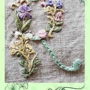 Flower alphabet &quot;R&quot;  Embroidery Design