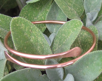Adjustable Copper Bangle Bracelet: Polished, Textured, or Wavy. Pure Copper Bangle. USA .Made by designer Jayne Bruck-Fryer.