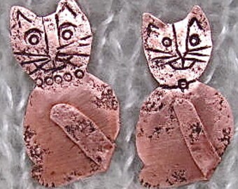 Copper Cat Brooch. Cat Pin. Cat Lovers, Kitty Lover Pin. Copper Kitty Pin. Feline Copper Pin. ONSALE FOR APRIL.