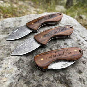 High Hardness Practical Folding Knife, Camping Fishing Folding Knife, Sharp Blade, Mini Portable Knife, Damascus Pattern Folding Knife