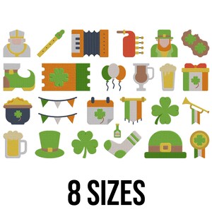 Può includere: Una tazza di ceramica bianca con manico nero e la scritta "But First, Coffee" in grassetto nero. La tazza è posta su uno sfondo sfocato, che suggerisce un'atmosfera accogliente.