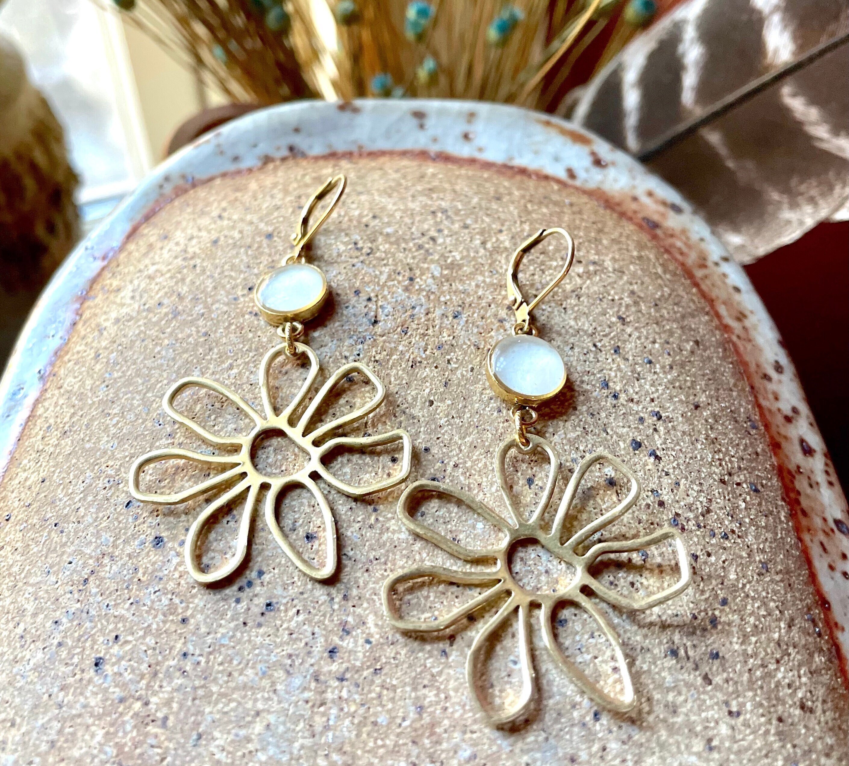 Retro Daisy Earrings. Whimsical. Raw Brass. Nature Inspired