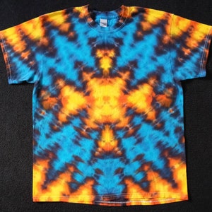 Tie Dye Shirt, Tie Dyed Shirt, Tiedye Shirt, Hippie Tie Dye, Fire Tie Dye, Psychedelic Tie Dye, Large Tiedye, Größe L, Arrow Tiedye, S18