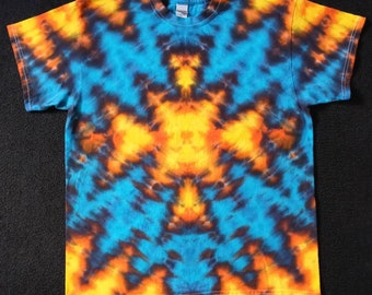 Tie Dye Shirt, Tie Dyed Shirt, Tiedye Shirt, Hippie Tie Dye, Fire Tie Dye, Psychedelic Tie Dye, Large Tiedye, Size L,  Arrow Tiedye, S18