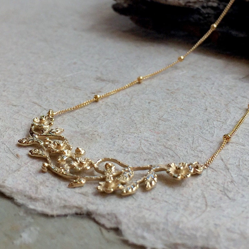 Solid Gold Floral Necklace Botanical Necklace Flowers Etsy
