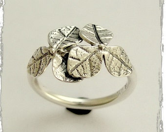 Sterling silver ring, oxidized ring, leaf ring, simple ring,  botanical ring, leaves ring, thin silver ring, silver leaves - Curiosity R1690