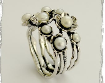 Anello floreale, anello con motivo boschivo, anello in argento sterling, anello con pietre, anello con perle d'acqua dolce, fasce impilabili, anello con più pietre - Clueless R1687