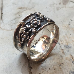 Sterling silver band, wide oxidised band, floral band, boho ring, bohemian ring, floral ring, flowers ring, simple band - Floral day R2371