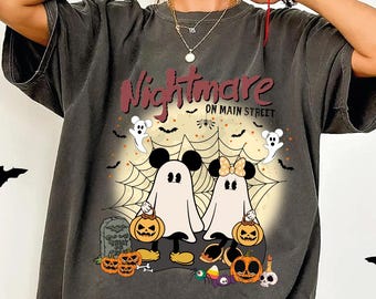 Camiseta retro de Halloween de Disneyland: Camiseta de Mickey y Minnie con colores cómodos