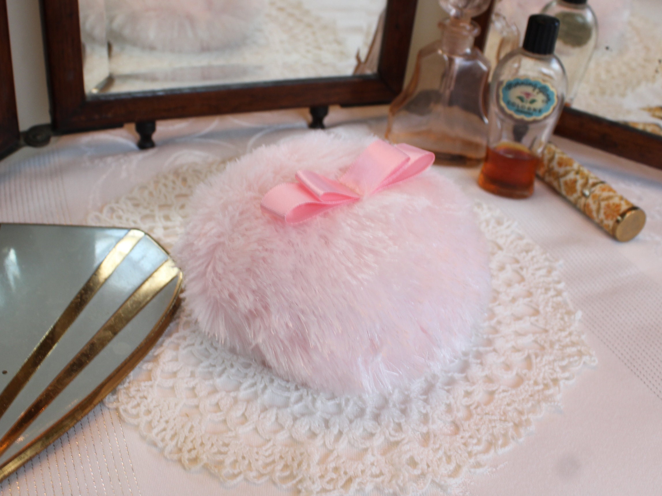 Faux Fur Vintage Style Powder Puff Retro Powder Puff Pink!