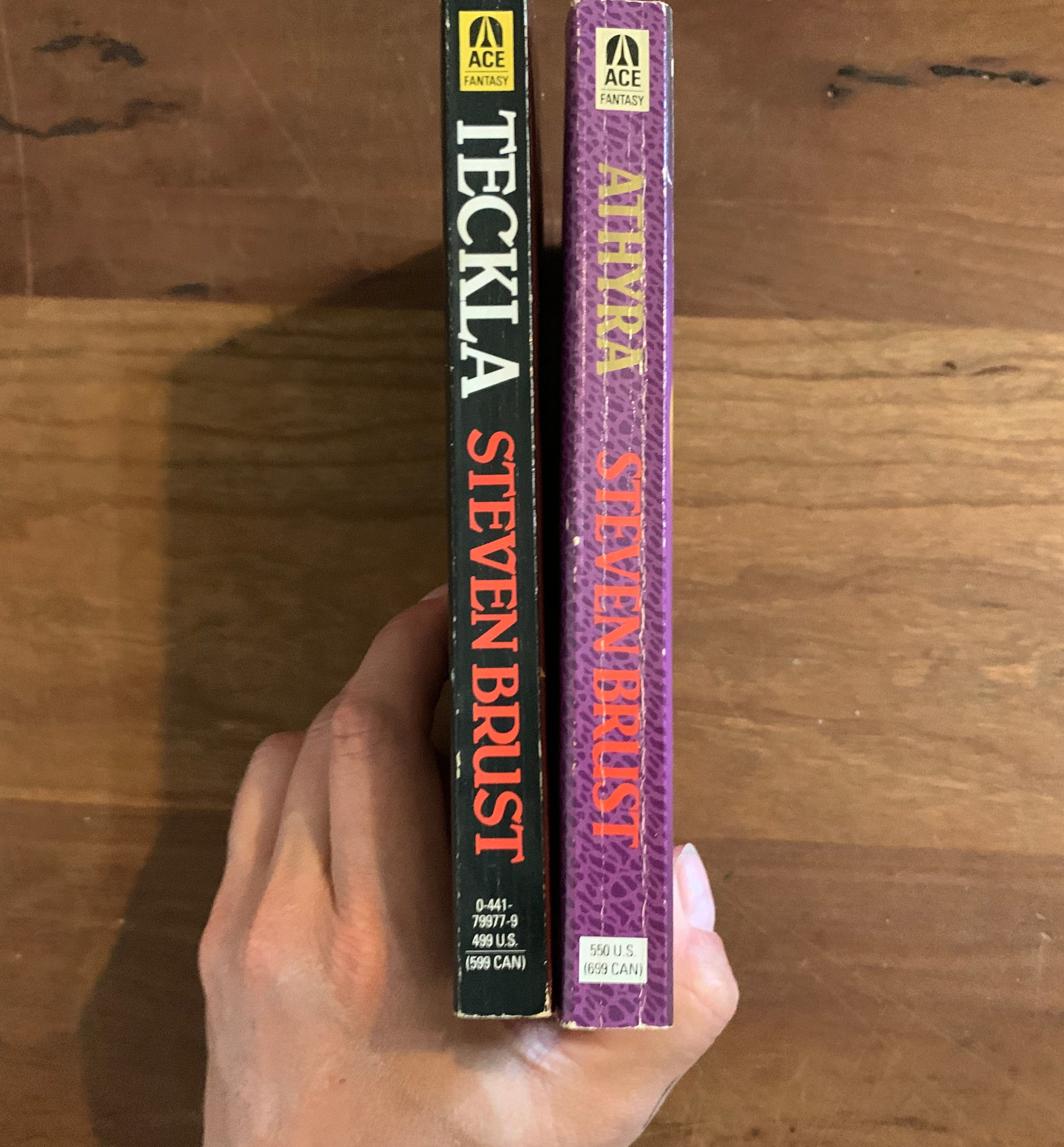 Agyar by Steven Brust 1993 初版 Hardcover Agyar by Steven Brust 1993 初版 Hardcover 【公式通販】