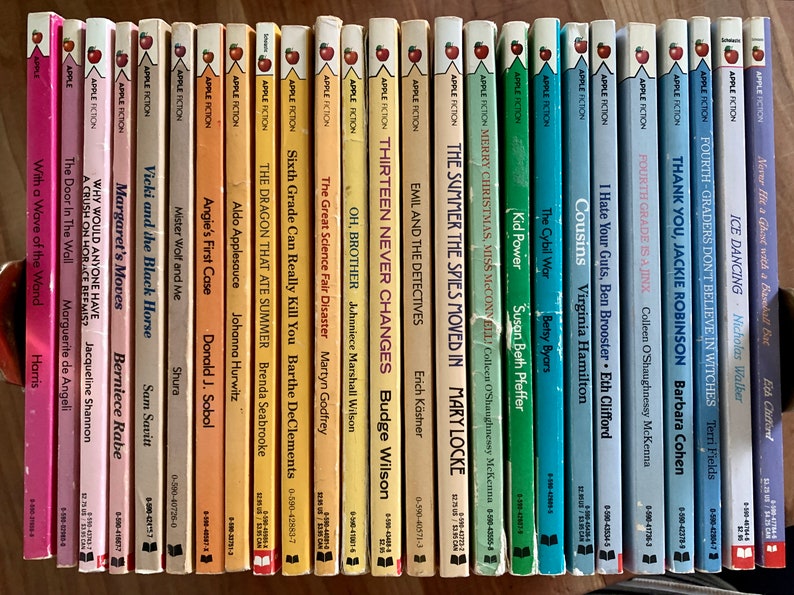 Apple Paperbacks, vintage kids books, summer reading, scholastic books, 1980s and 1990s, image 3