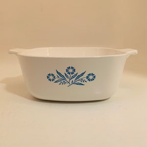 Corning Ware casserole dish 1960&#39;s P-1 1/2-B