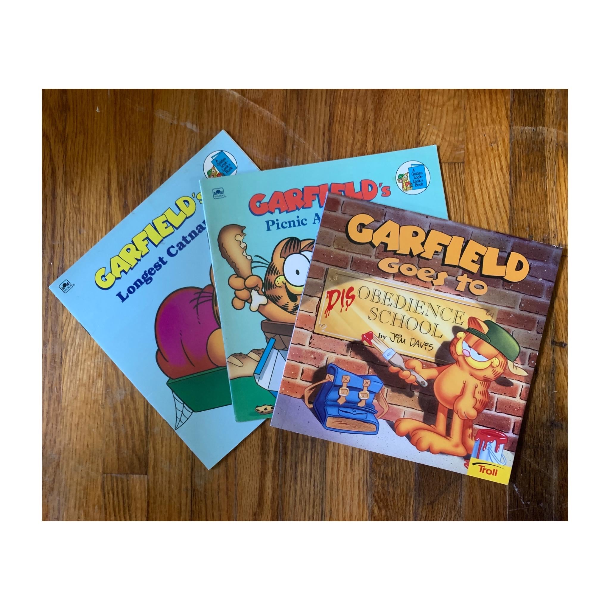 Vintage Garfield Book Set – Golden Look-look Paperbacks (set of 3