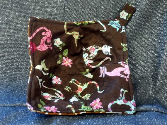 New Handmade Microwavable Reversible Bowl Cozy Adorable Cat with Gray Backing