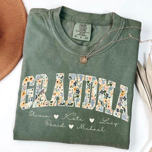 Comfort Colors® Personalized Floral Grandma Shirt, Custom Grandkids' Names T-shirt, Mothers Day Tee