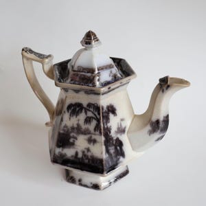 Flow Black Mulberry Corean 19th Century Staffordshire Hexagon Coffee Pot By Podmore Walker & Co.