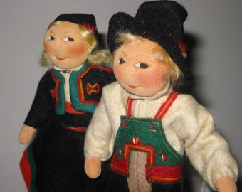 Rønnaug Petterssen Vintage Norwegian Cloth Dolls ~ Bunader Frå Setesdal