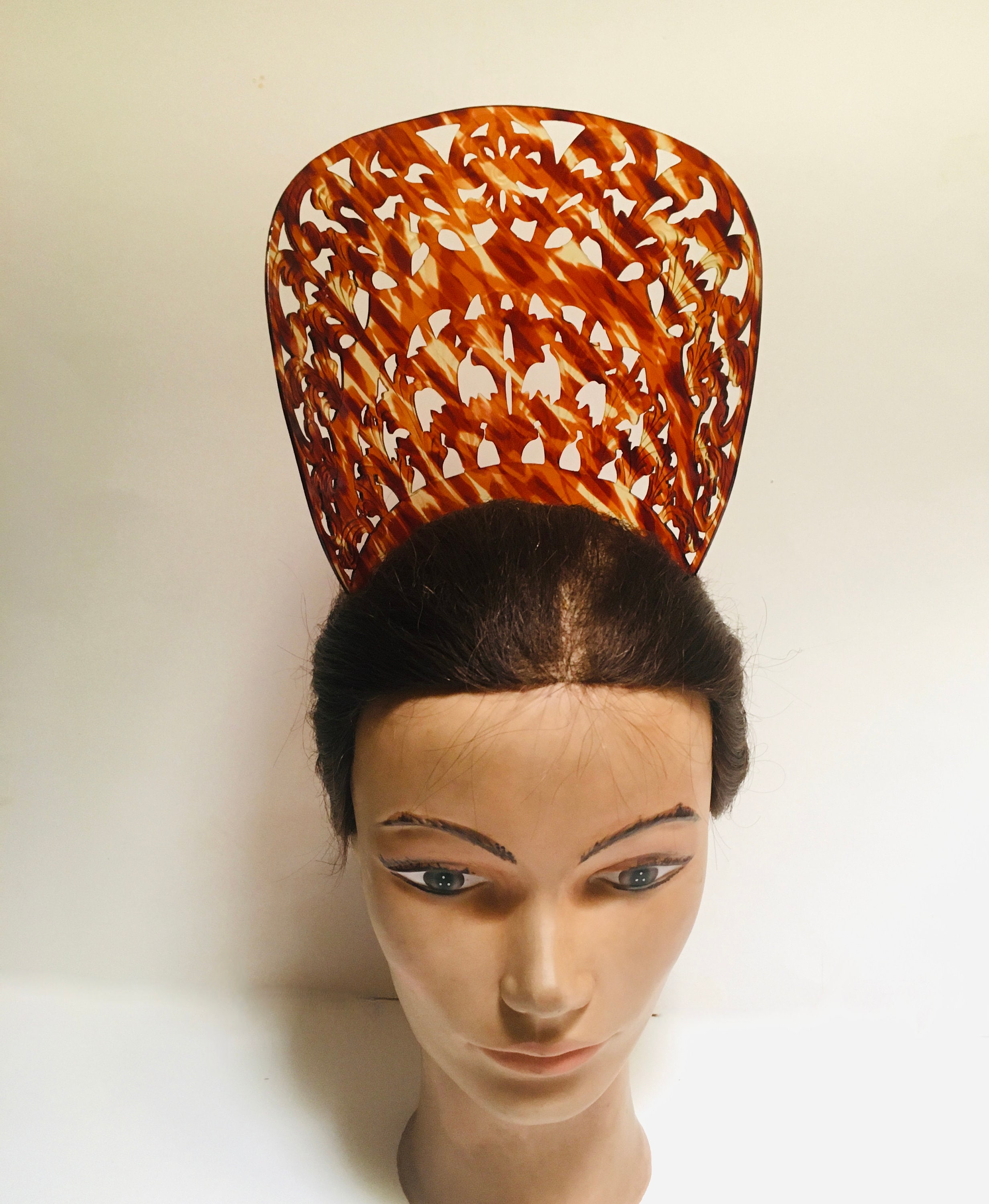 Spanish Mantilla Comb, Peineta, Material Culture Spain 